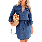 Robe courte en denim à manches longues et ceinture